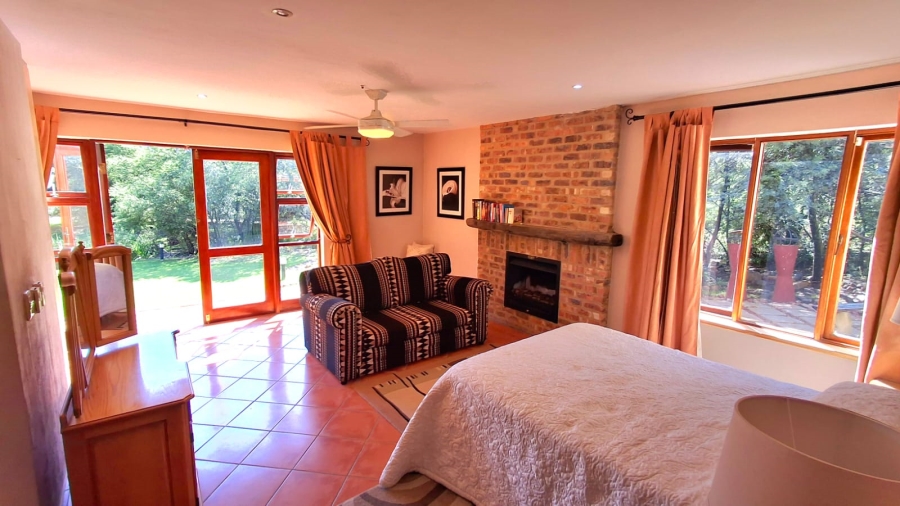 4 Bedroom Property for Sale in Boschenvaal River Front Lodges Free State